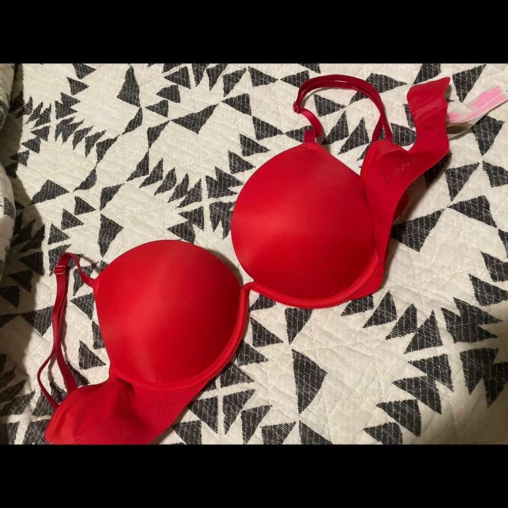 NWT PINK Push up bra
